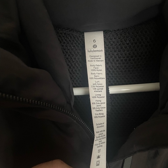 Lululemon Sleet Street Jacket Long - Picture 4 of 4
